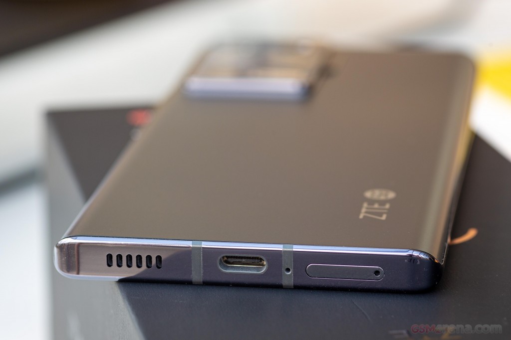 ZTE Axon 30 Ultra 5G hands-on photo 9