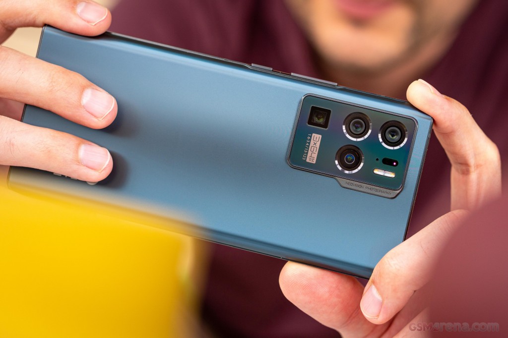 ZTE Axon 30 Ultra 5G hands-on photo 24