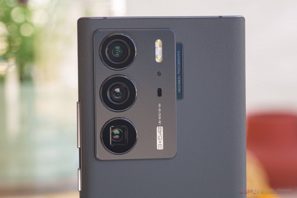 ZTE Axon 40 Ultra hands-on photo 8