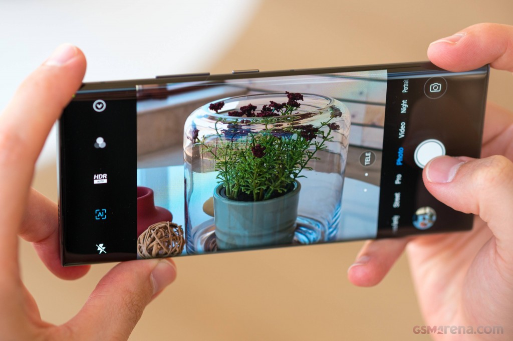ZTE Axon 40 Ultra hands-on photo 21