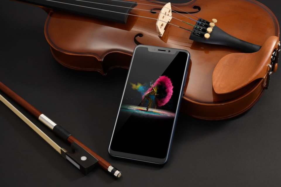 ZTE Axon 9 Pro view 8