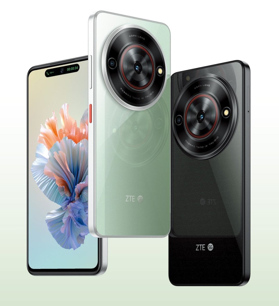 ZTE Blade A75 view 4