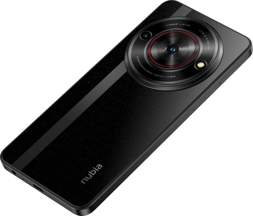 ZTE nubia Focus view 10