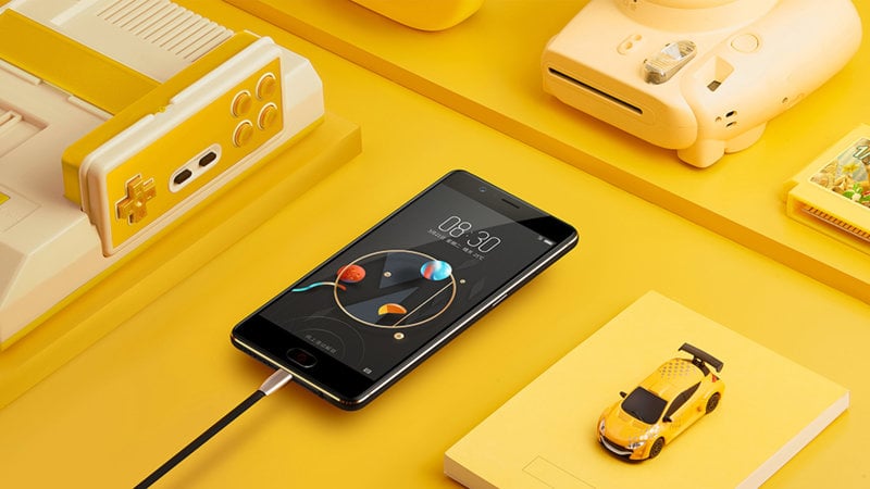 ZTE nubia M2 view 10