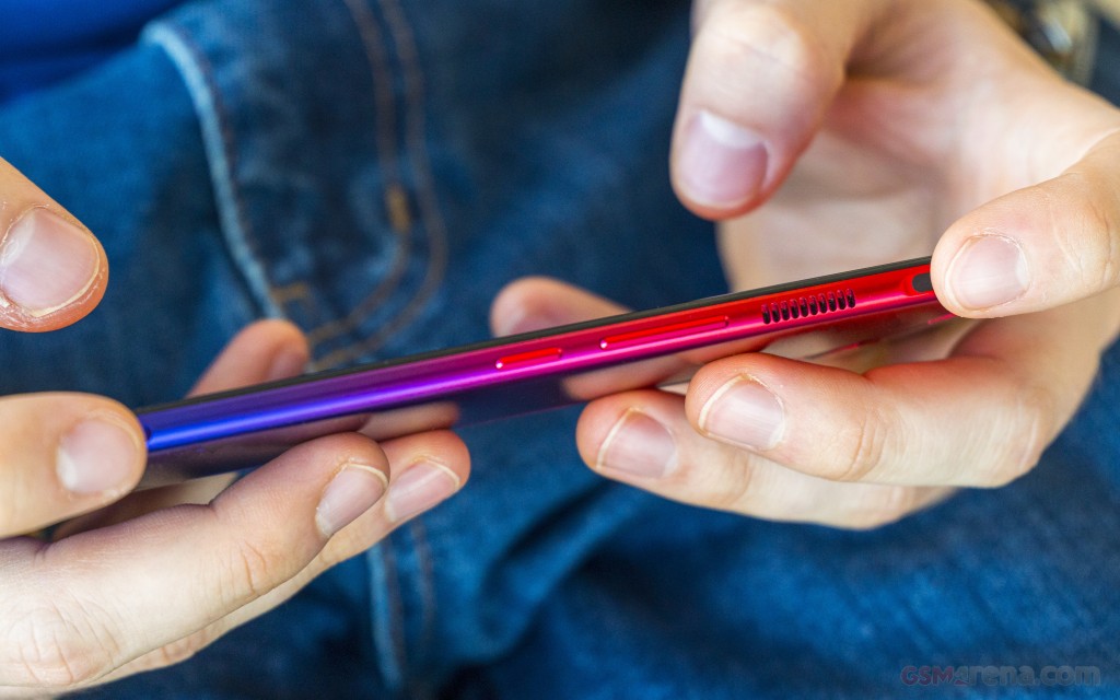 ZTE nubia RedMagic 3S hands-on photo 5