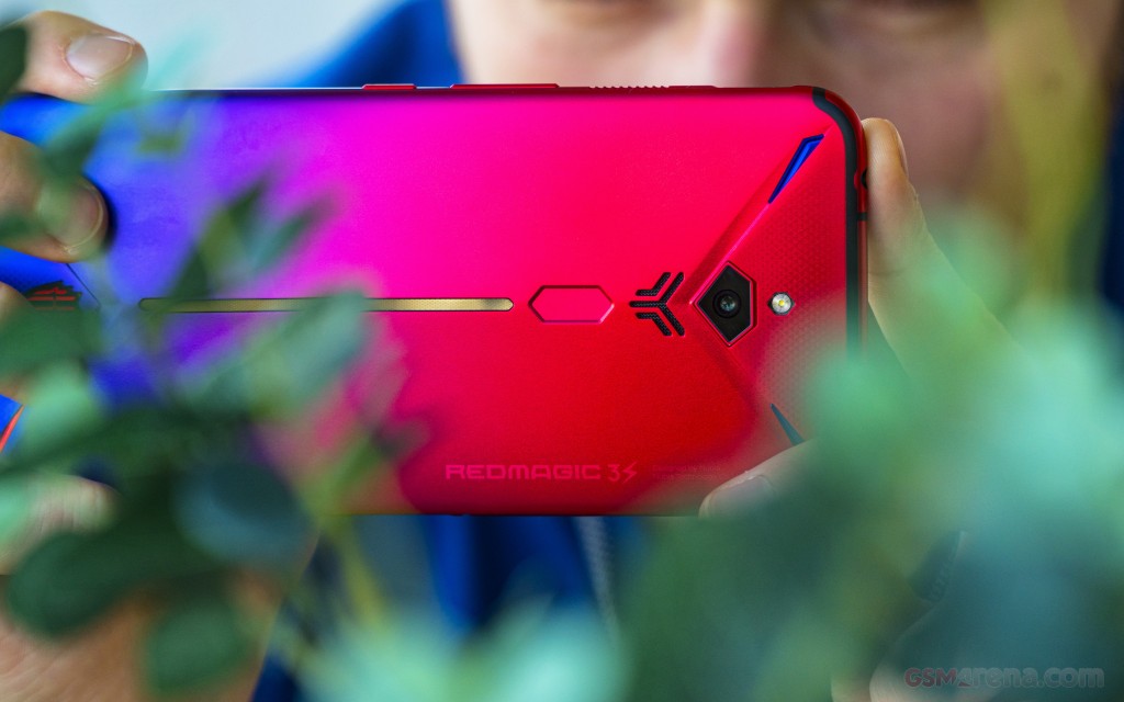 ZTE nubia RedMagic 3S hands-on photo 6