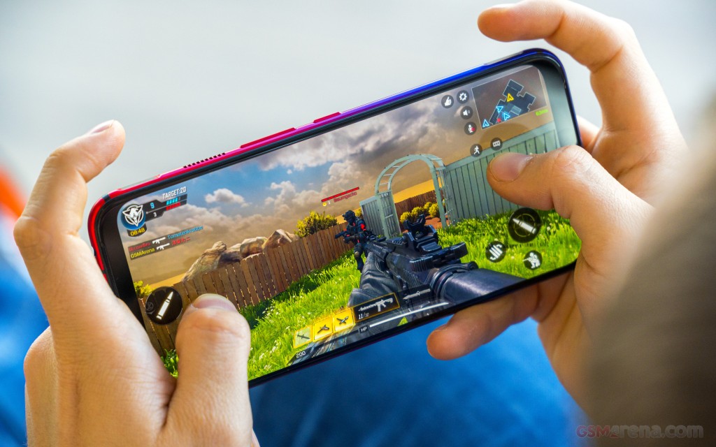 ZTE nubia RedMagic 3S hands-on photo 10