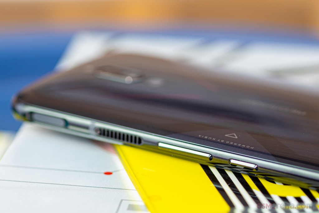 ZTE nubia RedMagic 5G hands-on photo 15