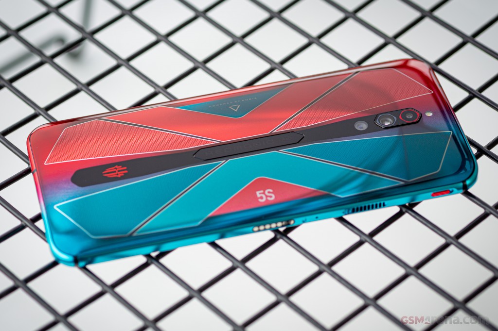 ZTE nubia RedMagic 5S hands-on photo 15