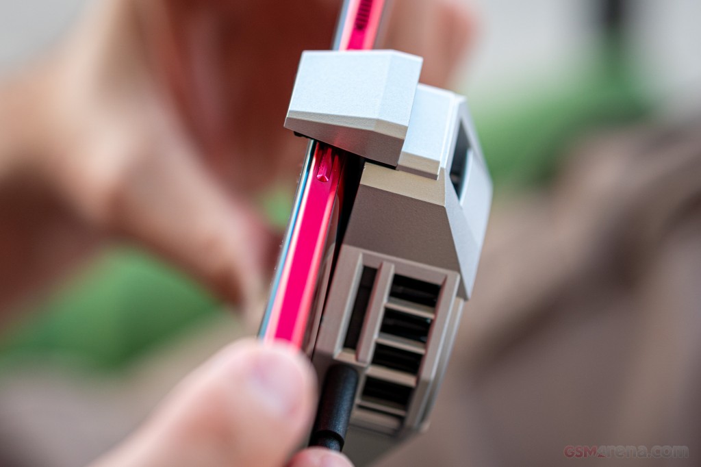 ZTE nubia RedMagic 5S hands-on photo 27