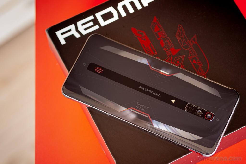 ZTE nubia RedMagic 6 hands-on photo 3