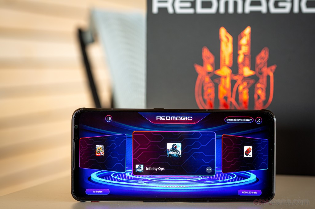 ZTE nubia RedMagic 6 hands-on photo 10