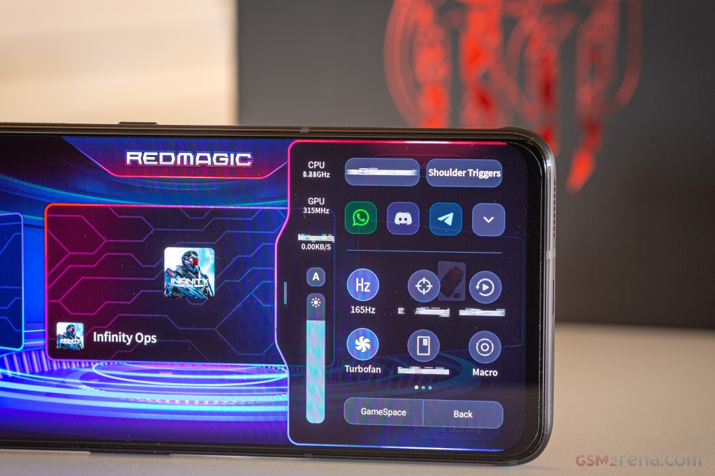 ZTE nubia RedMagic 6 hands-on photo 11
