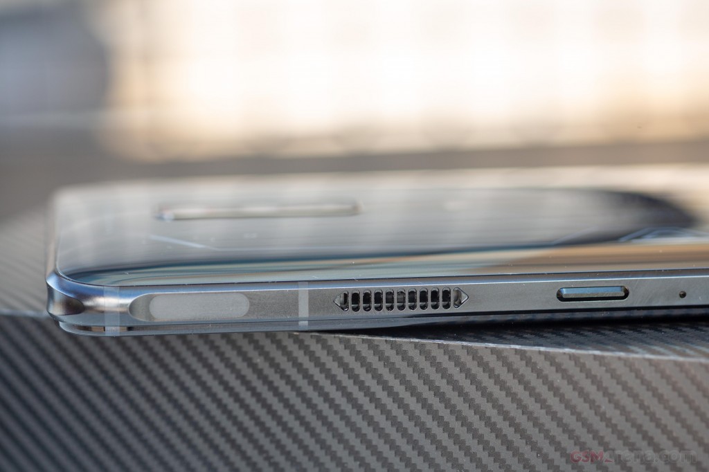 ZTE nubia RedMagic 6s Pro hands-on photo 5