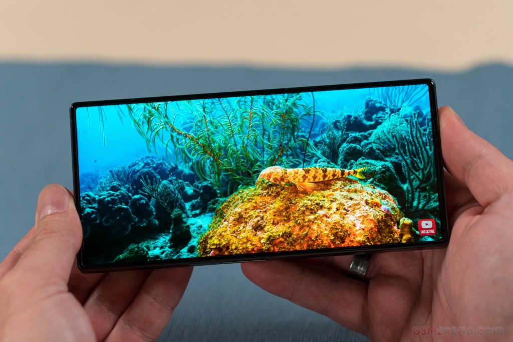 ZTE nubia RedMagic 8 Pro hands-on photo 24