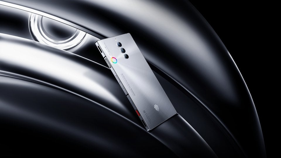 ZTE nubia RedMagic 8S Pro+ view 8