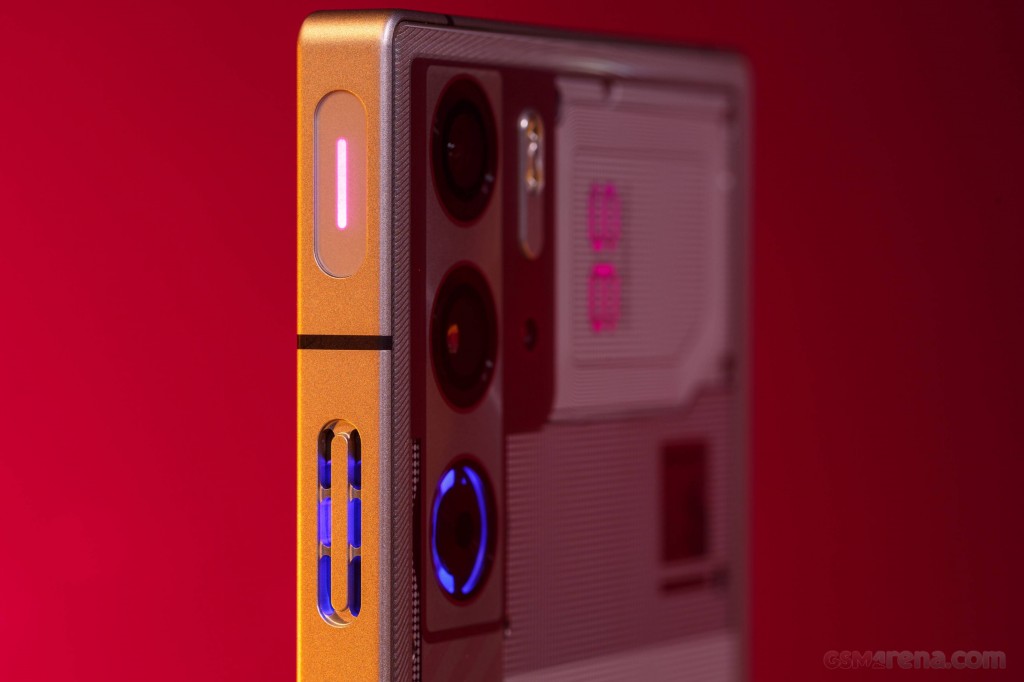 ZTE nubia RedMagic 9S Pro hands-on photo 1