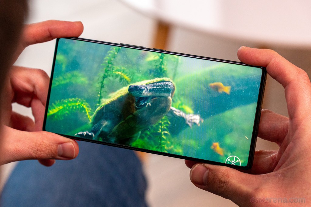 ZTE nubia RedMagic 11 Air hands-on photo 13