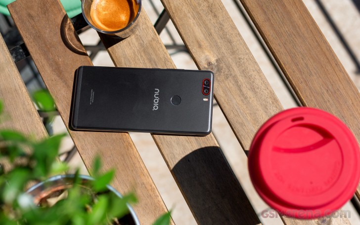 ZTE nubia Z17 hands-on photo 1