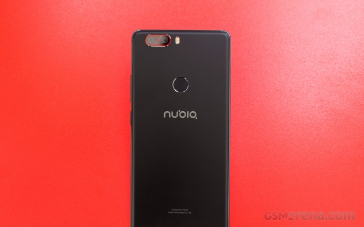 ZTE nubia Z17 hands-on photo 4