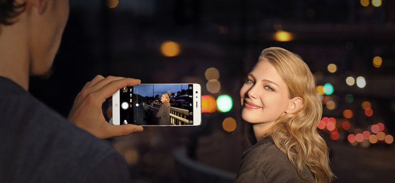 ZTE nubia Z17 view 26