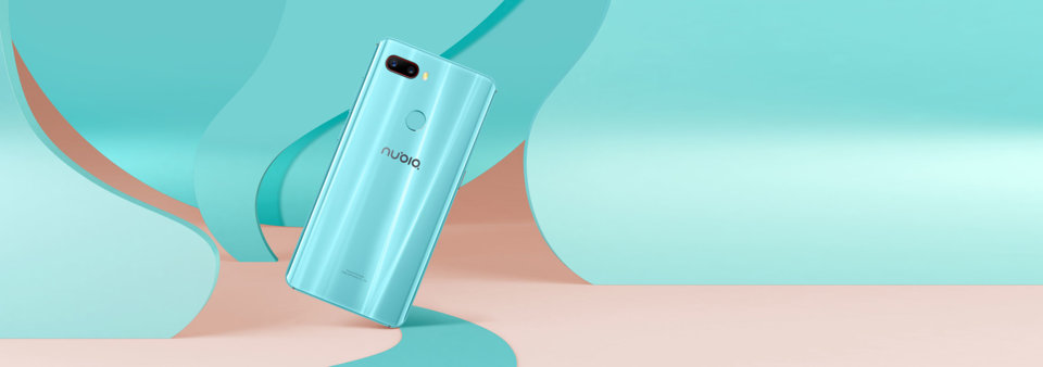 ZTE nubia Z18 mini view 12