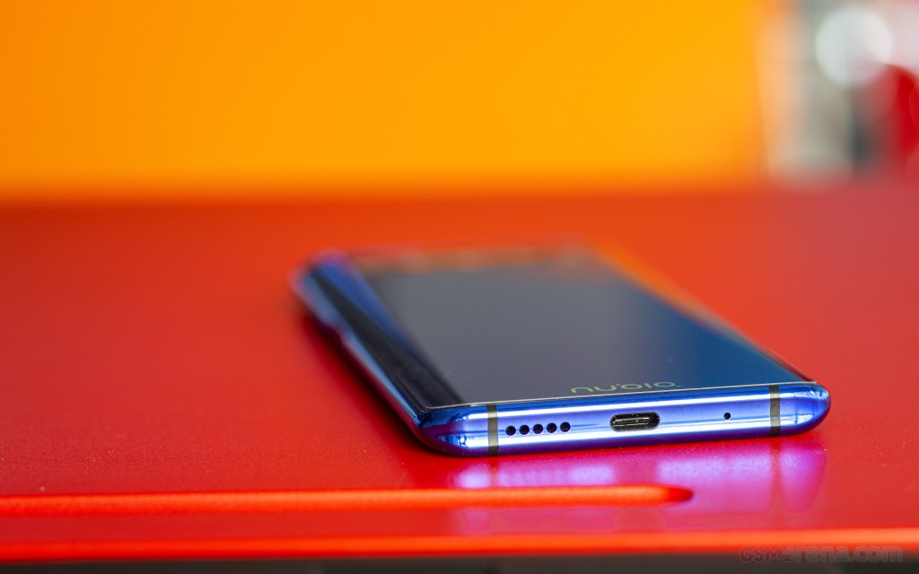 ZTE nubia Z20 hands-on photo 11