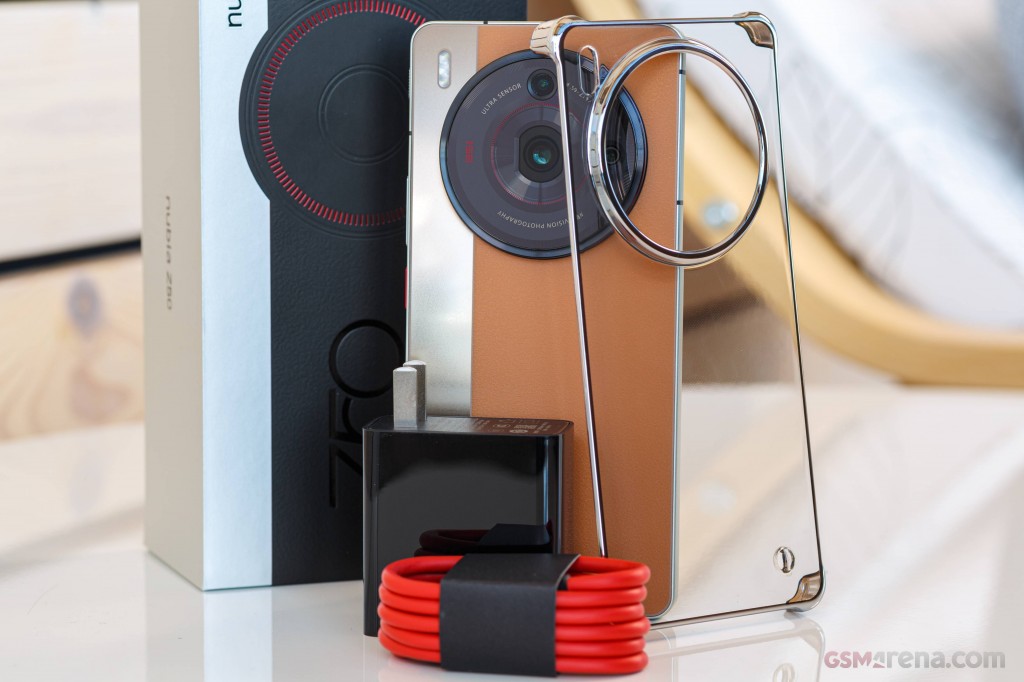 ZTE nubia Z50S Pro hands-on photo 1