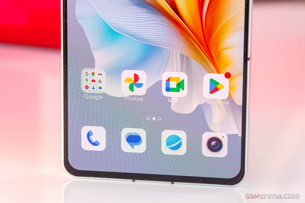 ZTE nubia Z50S Pro hands-on photo 9