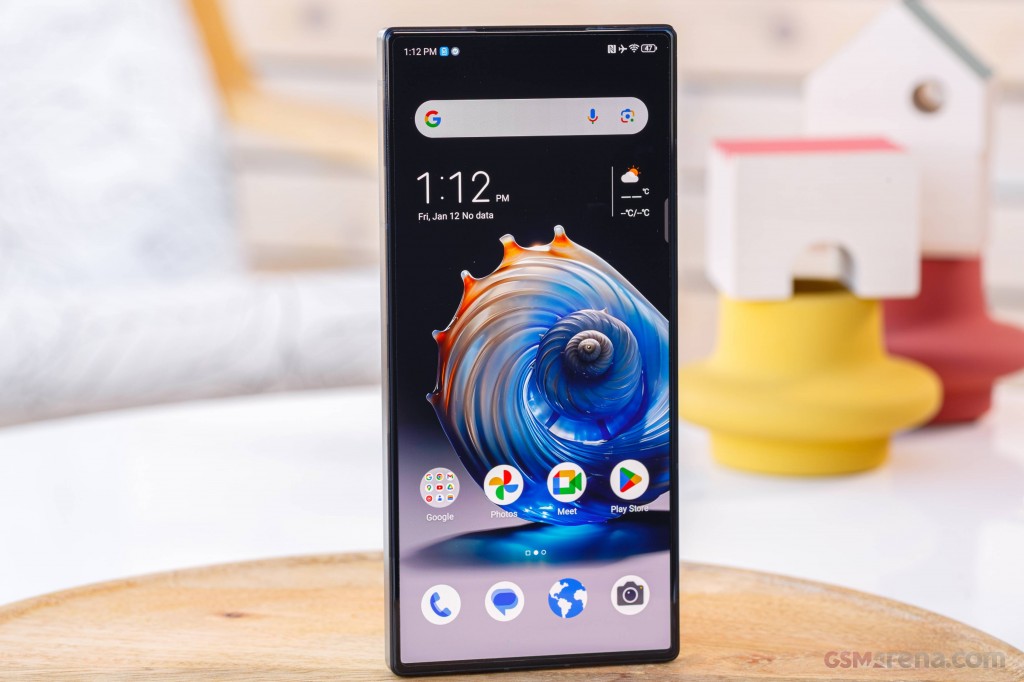 ZTE nubia Z60 Ultra hands-on photo 5