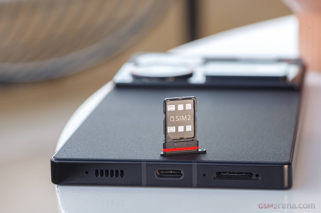 ZTE nubia Z60 Ultra hands-on photo 8