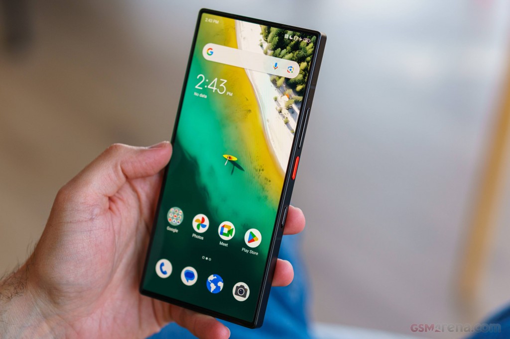 ZTE nubia Z60 Ultra hands-on photo 25