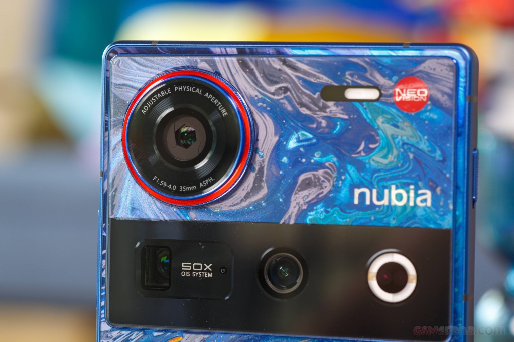 ZTE nubia Z70 Ultra hands-on photo 8