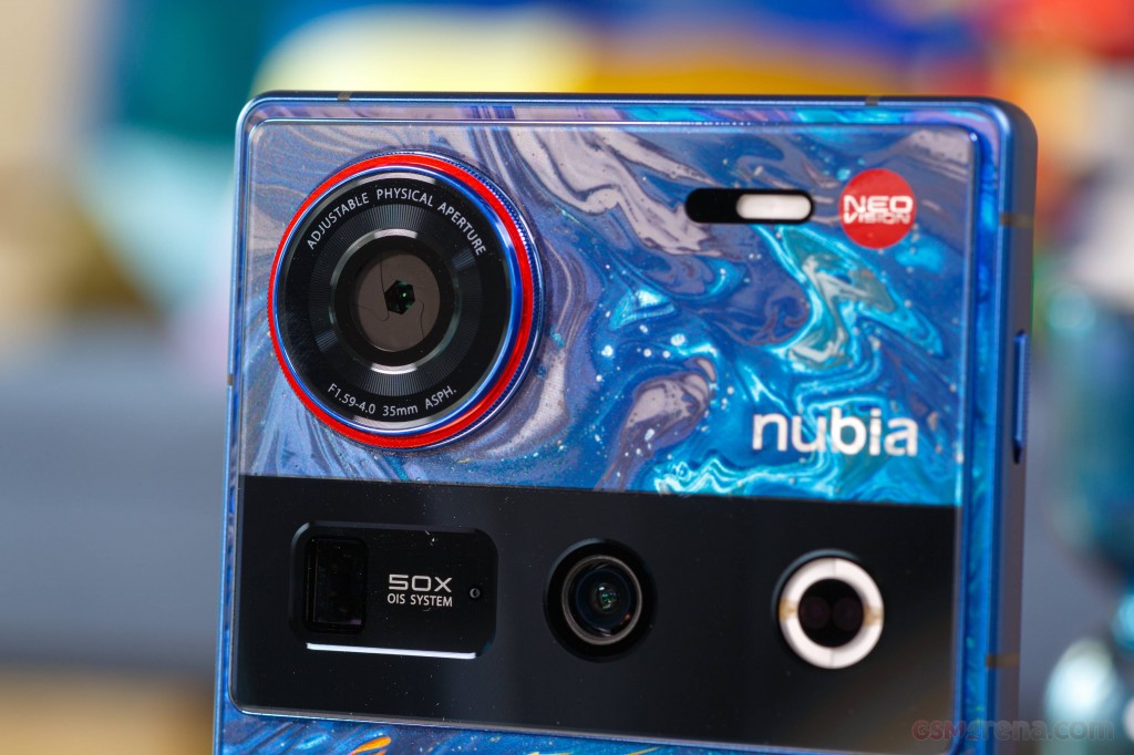 ZTE nubia Z70 Ultra hands-on photo 9