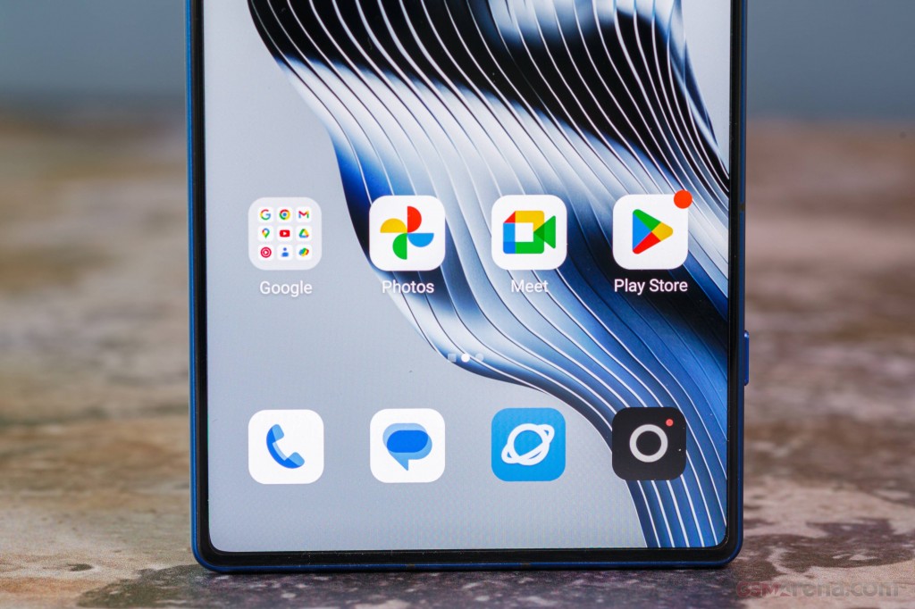 ZTE nubia Z70 Ultra hands-on photo 11