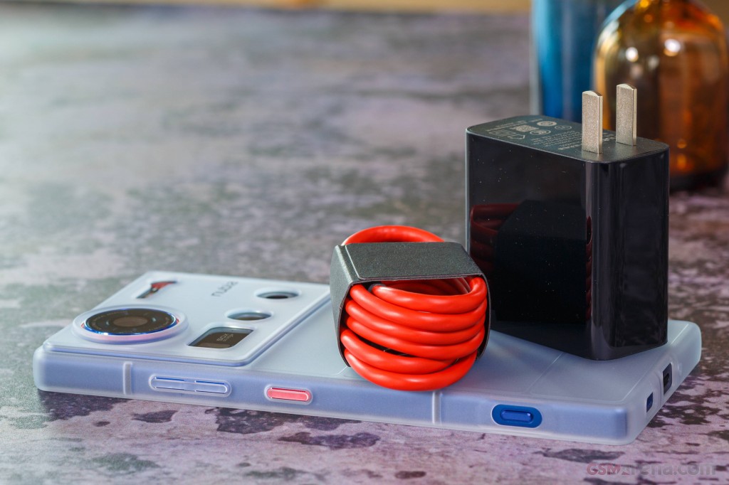 ZTE nubia Z70 Ultra hands-on photo 19