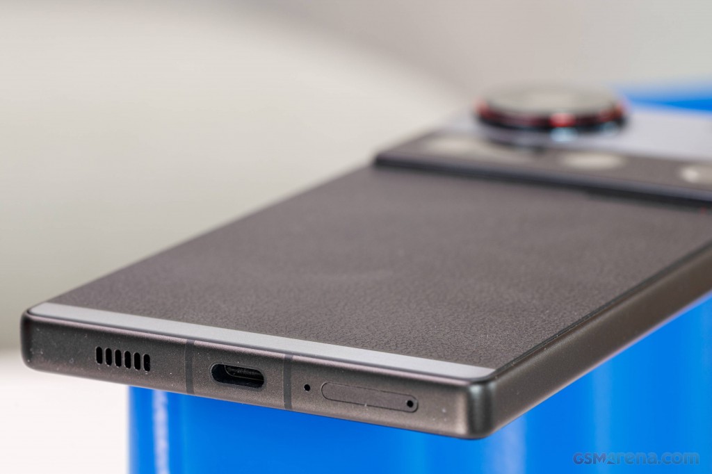 ZTE nubia Z70S Ultra hands-on photo 10