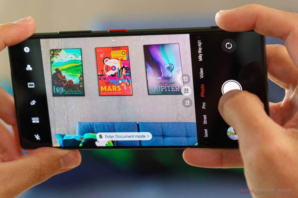 ZTE nubia Z70S Ultra hands-on photo 21
