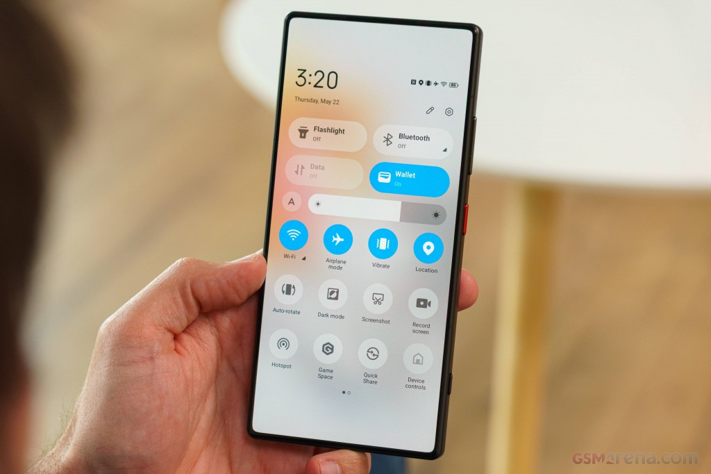 ZTE nubia Z70S Ultra hands-on photo 27