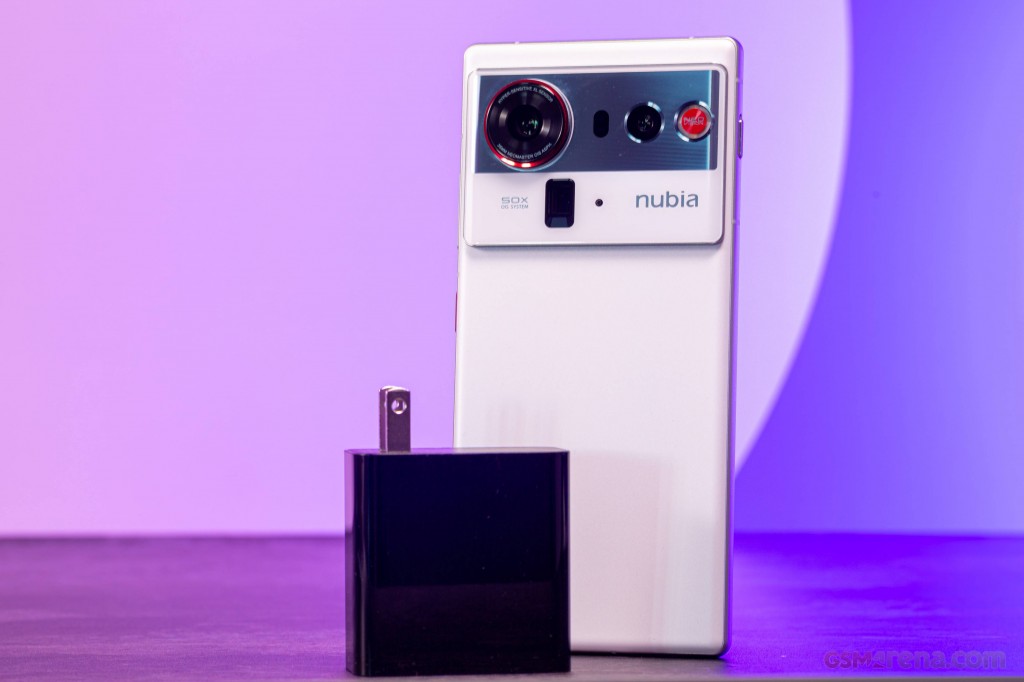ZTE nubia Z80 Ultra hands-on photo 2