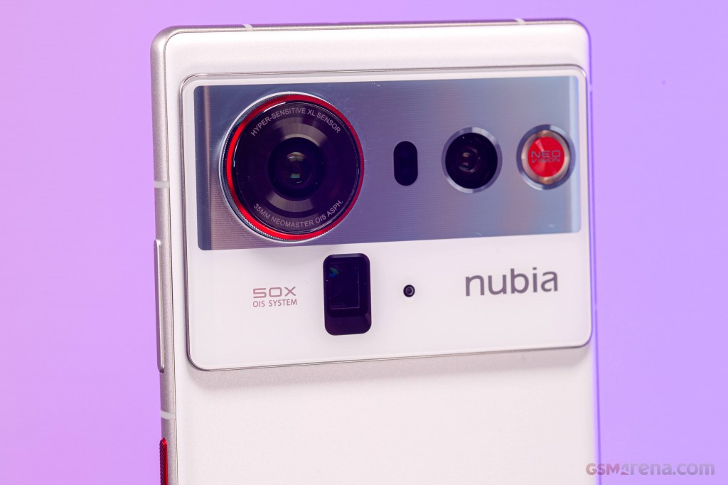 ZTE nubia Z80 Ultra hands-on photo 9