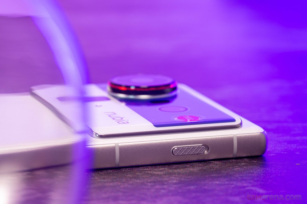 ZTE nubia Z80 Ultra hands-on photo 13