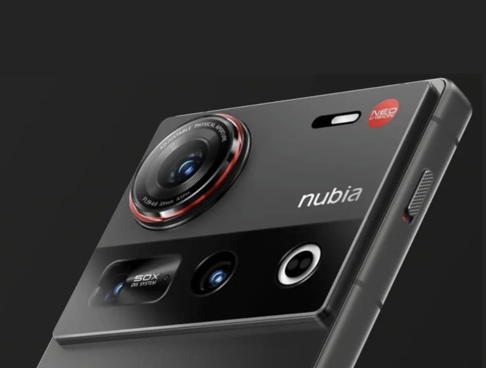 ZTE nubia Z80 Ultra view 12
